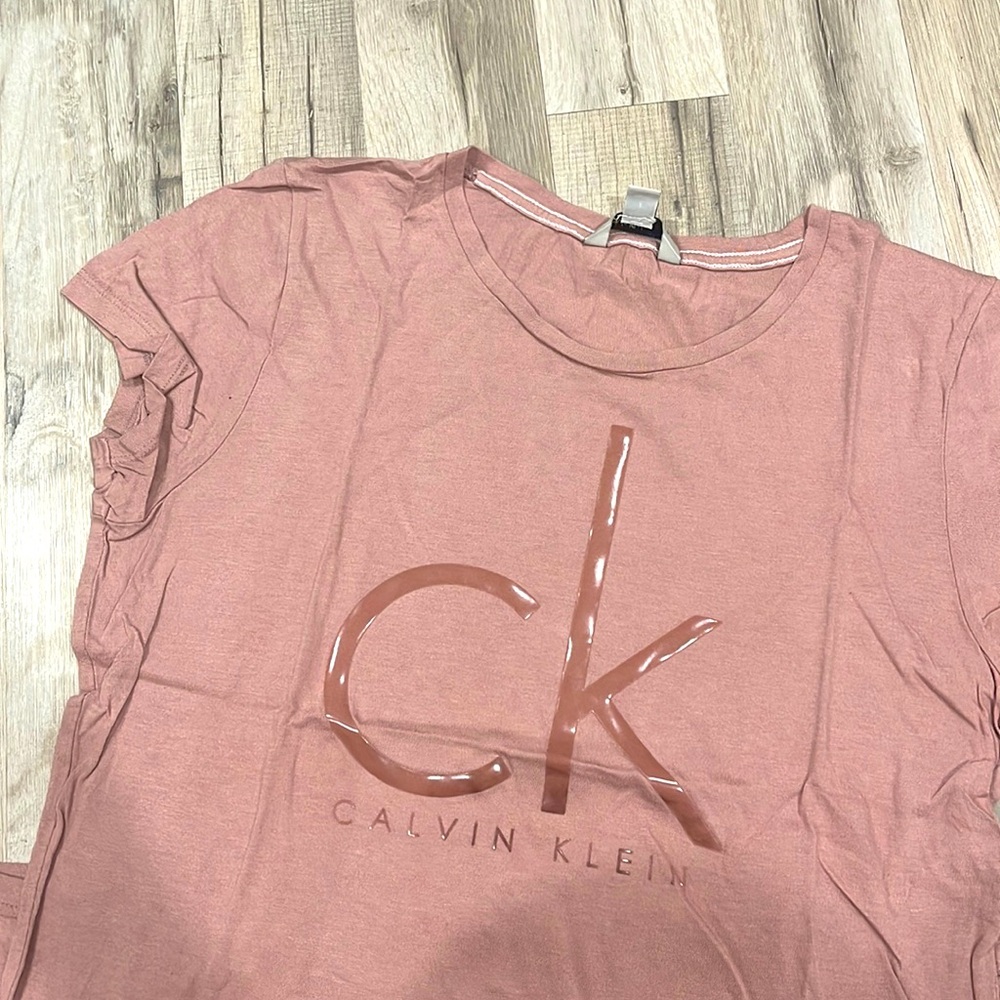 Calvin Klein top